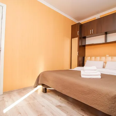 Mimi Rent & Lev Tolstoi Apartaments Chisinau Exterior photo