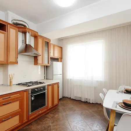 Mimi Rent & Lev Tolstoi Apartaments Chisinau Exterior photo