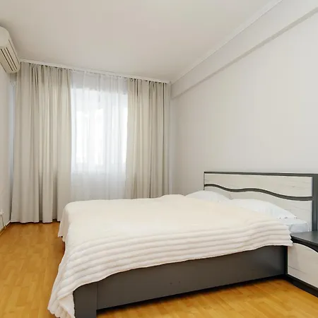 Mimi Rent & Lev Tolstoi Apartaments Chisinau Exterior photo