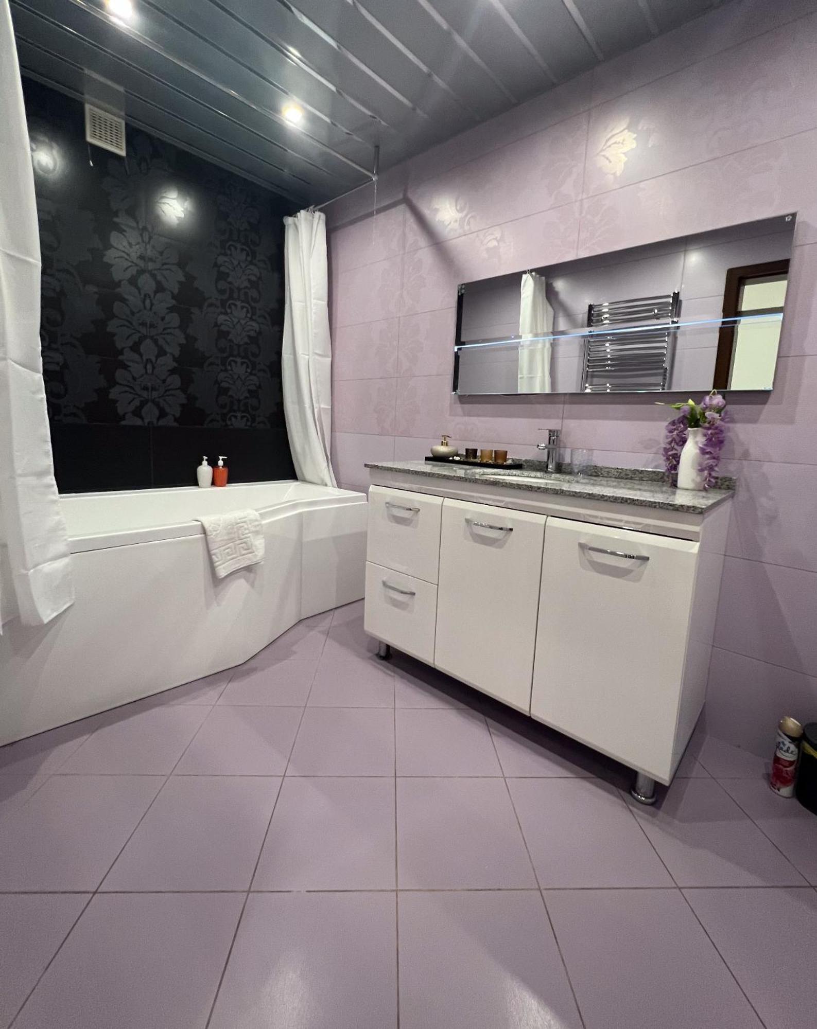 Mimi Rent & Lev Tolstoi Apartment Chisinau